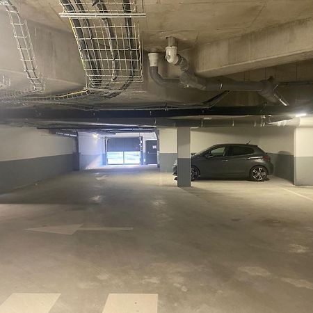 Agreable 2 Pieces Avec Balcon Et Parking Transports By Immo Kit Bnb Сарсель Екстер'єр фото